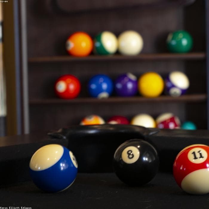 Bolas
